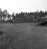 Idrottstävlingar på Värendsvallen, 1944.
Målgång av sprinterlopp för herrar.