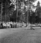 Idrottstävlingar på Värendsvallen, 1944.
Löpning för herrar.