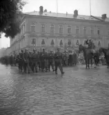 MILITÄRPARAD PÅ RÅDHUSTORGET. 
9 september 1940.