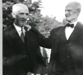 Från folkskolan i Åhs. Bilden hör samman med artikeln i Hallands Nyheter, 1944-08-09, 