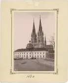 Gustavianum och Uppsala domkyrka 1891