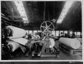 Kvarnsvedens pappersbruk, Pappersmaskin 8, byggnation del 1 och 2. Interiör bruket. B691