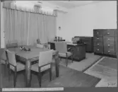 Kvarnsvedens pappersbruk, B1165. Direktörsrummet i elbelysning. den 1.2.1945