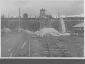 Kvarnsvedens pappersbruk, C 6427  18-8-1930. Vy över bygget.
