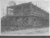 Kvarnsvedens pappersbruk, C 6460.  1-9-1930. Vy över bygget.