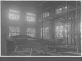 Kvarnsvedens pappersbruk, C 6495.  29-9-1930. Vy invändigt över bygget.