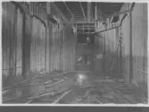Kvarnsvedens pappersbruk, C 6519.  13-10-1930. Vy över bygget, interiör.