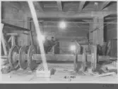 Kvarnsvedens pappersbruk, C 6590.  12-1-1931. Interiör bruket, Montering av pappersmaskin, PM8