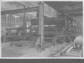 Kvarnsvedens pappersbruk, C 6594.  9-2-1931. Interiör bruket, Montering av pappersmaskin, PM8