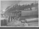 Kvarnsvedens pappersbruk, C 6606.  23-3-1931. Interiör bruket, Montering av pappersmaskin, PM8