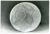 Fat med citrusfrukter från Bo Fajans, formgivare Maud Fredin-Fredholm, omkring 1900-talets mitt.