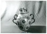 Vas från Bo Fajans, formgivare Eva Jancke-Björk, omkring 1900-talets mitt.