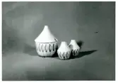 Marmeladburk med salt- och sockerströare från Bo Fajans, formgivare Berit Ternell, omkring 1900-talets mitt.