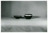 Skålar från Bo Fajans, omkring 1900-talets mitt.