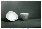 Skål 030 Strå och vas 029 Strå från Bo Fajans, formgivare Berit Ternell, omkring 1900-talets mitt.