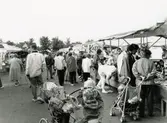 Loppmarknad på Frejaplan i Mölndal, år 1994.