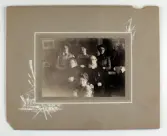 Johanna och Johannes Sandén med döttrar på silverbröllopsdagen 1912