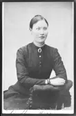 Ateljé Mira. Beställare: Fru Selma Carlsson, Storgatan 21, Vänersborg