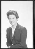 Ateljé Mira. Beställare: Fröken Henny Holmberg