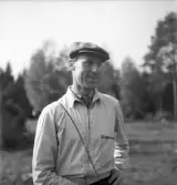 Orientering, 27/9 1942. 
Studie av en orienterare i keps.