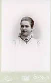 Kvinnoporträtt.