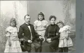 Familjeporträtt.