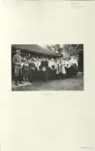 Skansen. Byggnader. Dala- och Moragården under flytten och uppförandet.
 Invigningen.