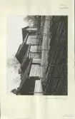 Skansen. Byggnader. Dala- och Moragården under flytten och uppförandet.
