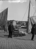 I hamnen, Sverige
