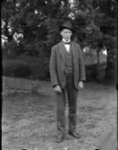 Ung man