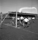 Fotbollsmatch ÖSK - IK Sleipner, 1948-05-09