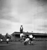 Fotbollsmatch ÖSK - GAIS, 1948-08-29