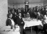 Festligheter med släkt och vänner och vichyvatten.


