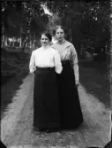 Kvinnor