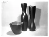 Skål och vaser från Bo Fajans, 1900-talets mitt.