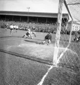 Fotbollsmatch ÖSK - Helsingborgs IF, 1949-05-01