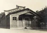 Gymnastikhuset vid Redberget var beläget mellan Redbergsparken och Örngatan och uppfördes 1894 av byggmästare J. Dähn.
