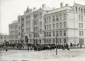Götabergsskolan uppfördes under åren 1904-1906 av byggmästare Krüger & Son och arkitekt var Adrian Peterson.