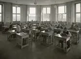 Nylöseskolan uppfördes 1940 efter ritningar av arkitekten R.O. Swensson.
Klassrum Nylöseskolan.