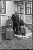 Karl Gustaf och Edit Björnberg med sonen