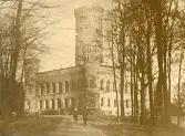 Jagdschloss i Granitz, ett naturskyddat skogsområde på ön Rügen, sommaren 1930 (enligt text i album).