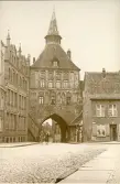 Stadsporten Kütertor i Stralsund, sommaren 1930 (enligt text i album).