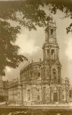 Hofkirche (Hovkyrkan) i Dresden, sommaren 1930 (enligt text i album).