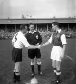 Fotbollsmatch ÖSK - GAIS, 1950-10-01