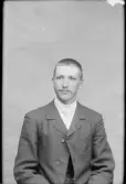 Ung man