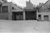 Riddaren 7. Byggnad II, garage mot nordost.