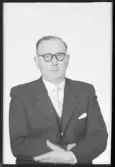 Ateljé Mira. Beställare: Ragnar Hasselström, Korsgatan 2, Vänersborg