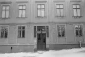 Banken 2. Byggnad I, Del av fasad mot sydost.