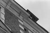 Tullen 4. Byggnad I, takfot mot gatan.