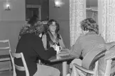 Kvarteret Tullen. Wedins café. Cafégäster.